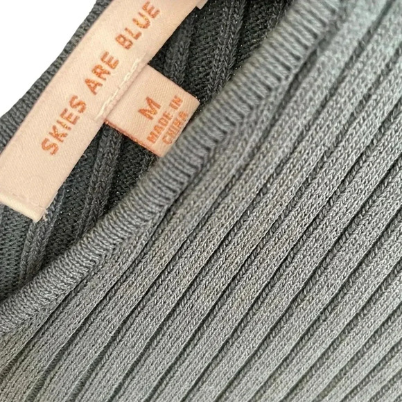 Skies Are Blue Green Cross Back Ribbed Sweater V Neck - Picture 3 of 5